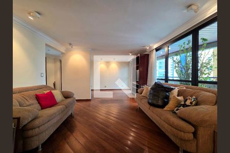 Sala de apartamento para alugar com 3 quartos, 150m² em Indianópolis, São Paulo