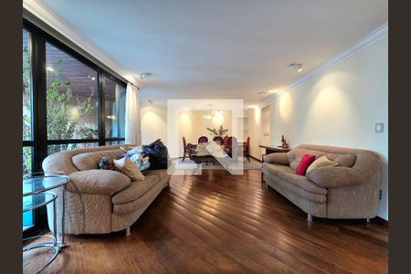 Sala de apartamento para alugar com 3 quartos, 150m² em Indianópolis, São Paulo