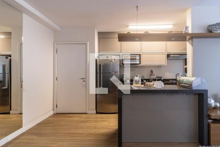 Sala de apartamento à venda com 2 quartos, 68m² em Vila Olímpia, São Paulo