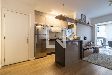 Sala de apartamento à venda com 2 quartos, 68m² em Vila Olímpia, São Paulo