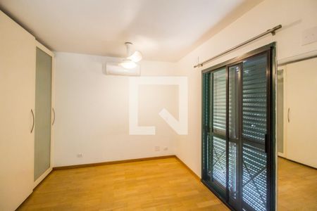 Suíte de casa de condomínio para alugar com 3 quartos, 260m² em Tamboré, Santana de Parnaíba