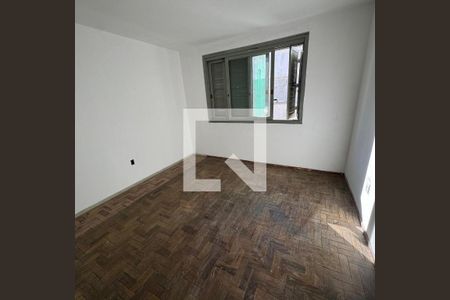 Quarto de casa de condomínio para alugar com 2 quartos, 60m² em Mont’Serrat, Porto Alegre