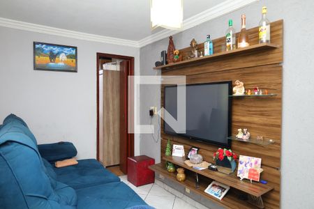 Sala de apartamento à venda com 3 quartos, 56m² em Itaquera, São Paulo