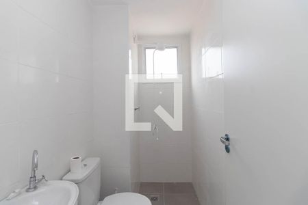 Banheiro de apartamento para alugar com 2 quartos, 42m² em Vila Mazzei, São Paulo