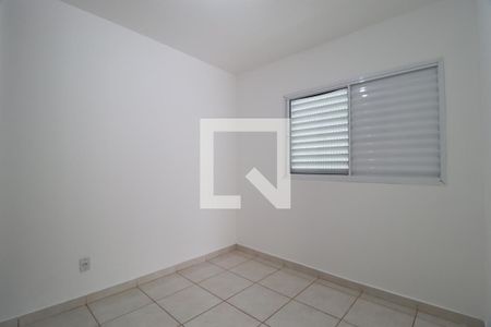 Quarto 2 de apartamento para alugar com 2 quartos, 50m² em Shopping Park, Uberlândia