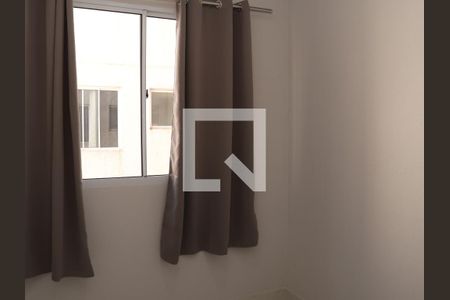 Quarto 2 de apartamento para alugar com 2 quartos, 46m² em Jardim Caravelas, Goiânia