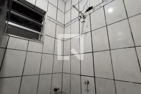 Banheiro de casa para alugar com 2 quartos, 100m² em Jardim Santo Afonso, Guarulhos