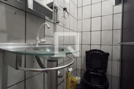 Banheiro de casa para alugar com 2 quartos, 100m² em Jardim Santo Afonso, Guarulhos