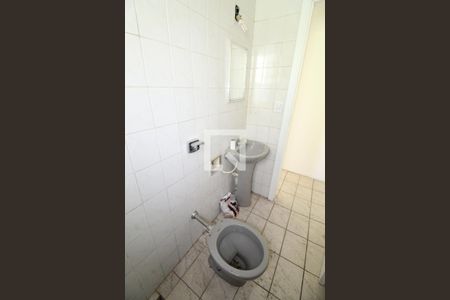 Banheiro de casa para alugar com 1 quarto, 50m² em Monte Castelo, São José dos Campos