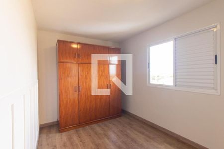 Quarto 2 - Suíte de apartamento para alugar com 2 quartos, 54m² em Fanny, Curitiba