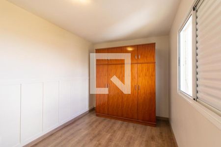 Quarto 2 - Suíte de apartamento para alugar com 2 quartos, 54m² em Fanny, Curitiba