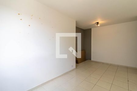Sala de apartamento para alugar com 2 quartos, 60m² em Jardim Cocaia, Guarulhos