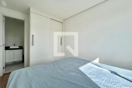 Suite de apartamento para alugar com 1 quarto, 27m² em Jardim Itacolomi, São Paulo