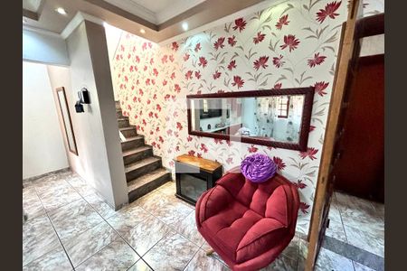 Sala de casa à venda com 4 quartos, 380m² em Vila Guilhermina, São Paulo