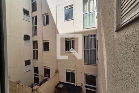 Vista da Sala  de apartamento para alugar com 2 quartos, 43m² em Jardim Esmeraldina, Campinas