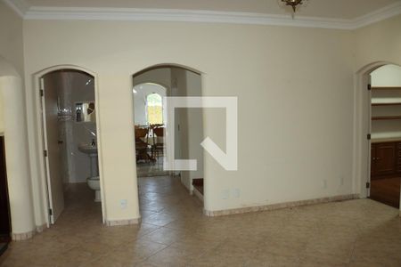 Sala de casa de condomínio para alugar com 7 quartos, 591m² em Chácaras Eliana, Cotia