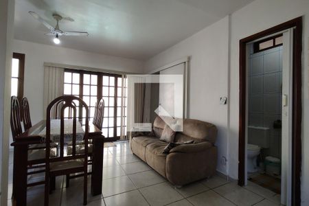 Sala de casa para alugar com 3 quartos, 700m² em Pechincha, Rio de Janeiro