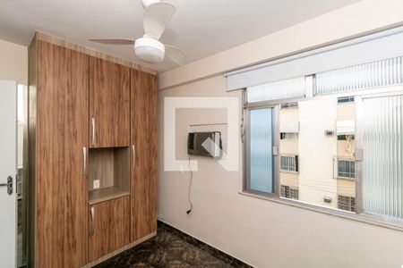 Quarto 1 de apartamento para alugar com 2 quartos, 50m² em Irajá, Rio de Janeiro