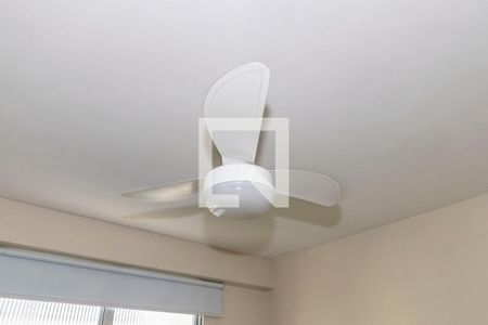 Sala de apartamento para alugar com 2 quartos, 50m² em Irajá, Rio de Janeiro