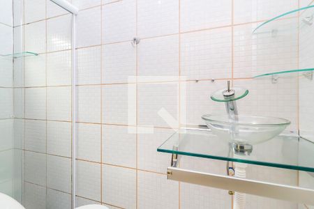 Banheiro da Suíte de casa para alugar com 3 quartos, 50m² em Jardim Camargo Novo, São Paulo