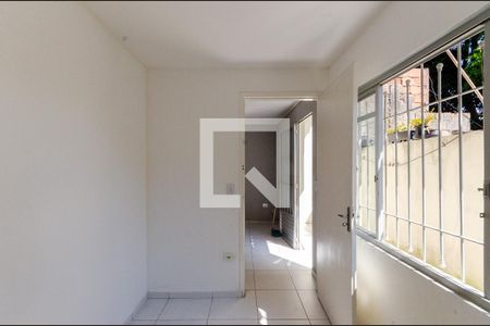 Quarto 1 de casa para alugar com 3 quartos, 220m² em Parque Sao Domingos, São Paulo