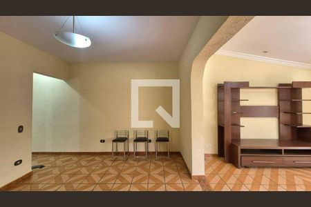 Casa à venda com 3 quartos, 147m² em Jardim Odete, São Paulo