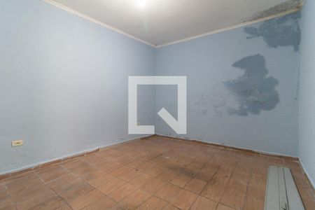 Quarto 1 de casa para alugar com 2 quartos, 40m² em Vila Brasilina, São Paulo