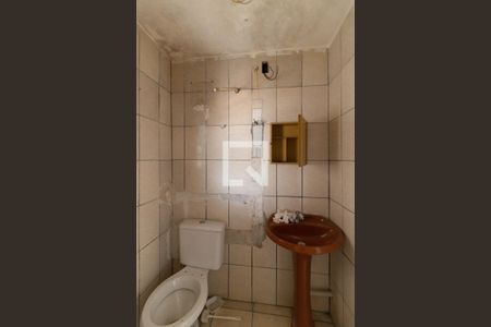 Banheiro de casa para alugar com 1 quarto, 24m² em Vila Brasilina, São Paulo