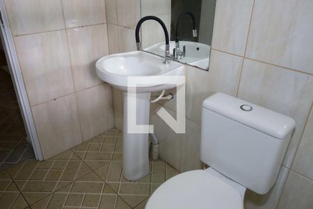 Banheiro de casa para alugar com 1 quarto, 100m² em Jardim Boa Vista (zona Oeste), Osasco