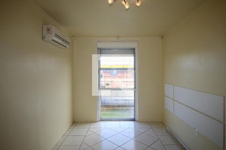 Quarto 1 de apartamento para alugar com 1 quarto, 45m² em Humaitá, Porto Alegre
