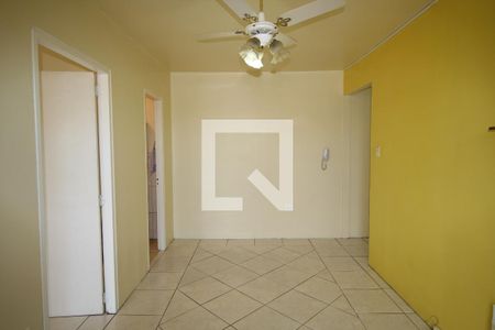 Sala de apartamento para alugar com 1 quarto, 45m² em Humaitá, Porto Alegre