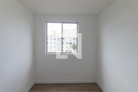 Quarto 1 de apartamento para alugar com 2 quartos, 53m² em Novo Mundo, Curitiba