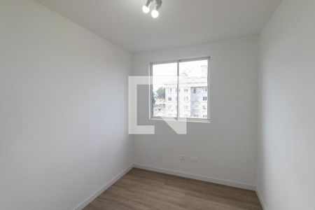 Quarto 1 de apartamento para alugar com 2 quartos, 53m² em Novo Mundo, Curitiba