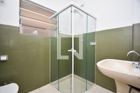 banheiro de apartamento para alugar com 1 quarto, 54m² em Cerqueira César, São Paulo