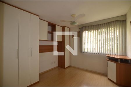 Quarto 1 Suite de apartamento para alugar com 3 quartos, 68m² em Jardim Sulacap, Rio de Janeiro