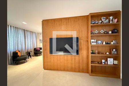 Apartamento à venda com 2 quartos, 274m² em Higienópolis, São Paulo