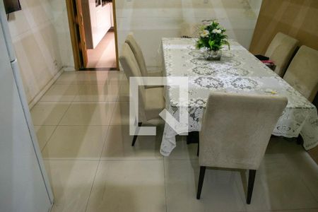 Casa à venda com 2 quartos, 170m² em Parque São Jorge, São Paulo