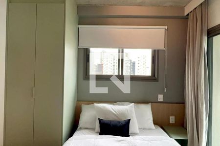 Quarto com cama simples, com vista para a cidade, com janela grande e iluminação boa. de apartamento à venda com 1 quarto, 24m² em Pompeia, São Paulo