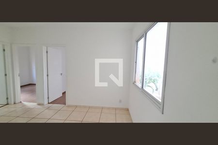 Sala de apartamento para alugar com 2 quartos, 43m² em Jardim Heitor Rigon, Ribeirão Preto