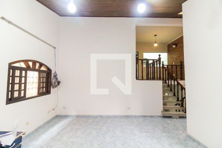 Sala de casa para alugar com 5 quartos, 322m² em Jardim Pedro José Nunes, São Paulo