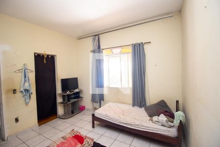 Quarto Suíte de casa à venda com 4 quartos, 360m² em Industrial, Contagem