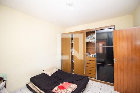 Quarto Suíte de casa à venda com 4 quartos, 360m² em Industrial, Contagem