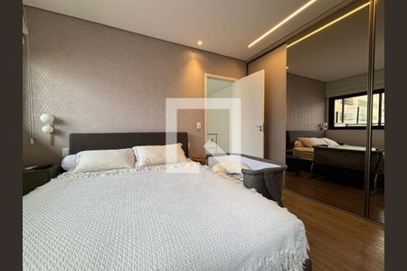 Quarto de apartamento à venda com 2 quartos, 125m² em Alto Barroca, Belo Horizonte