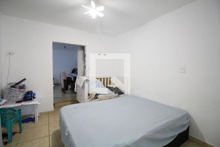 Quarto de casa para alugar com 1 quarto, 80m² em Jardim Record, Taboão da Serra