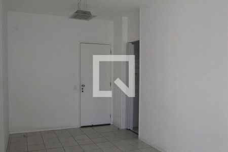 Apartamento para alugar com 2 quartos, 65m² em Tanque, Rio de Janeiro