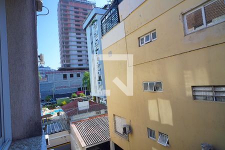 Sala_Vista  de apartamento para alugar com 1 quarto, 42m² em Petrópolis, Porto Alegre