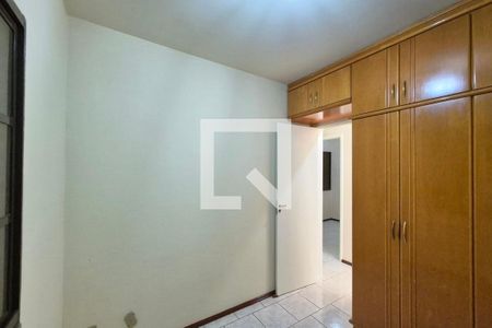 Quarto 1  de apartamento para alugar com 3 quartos, 70m² em Jardim Garcia, Campinas