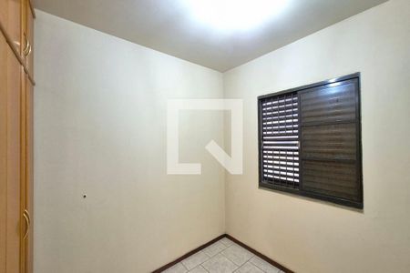 Quarto 1  de apartamento para alugar com 3 quartos, 70m² em Jardim Garcia, Campinas