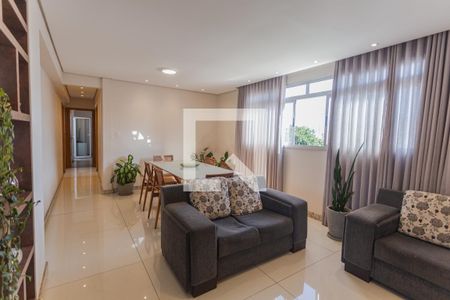 Apartamento à venda com 4 quartos, 114m² em União, Belo Horizonte