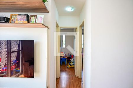 Corredor de apartamento à venda com 2 quartos, 52m² em Jardim Maria Duarte, São Paulo